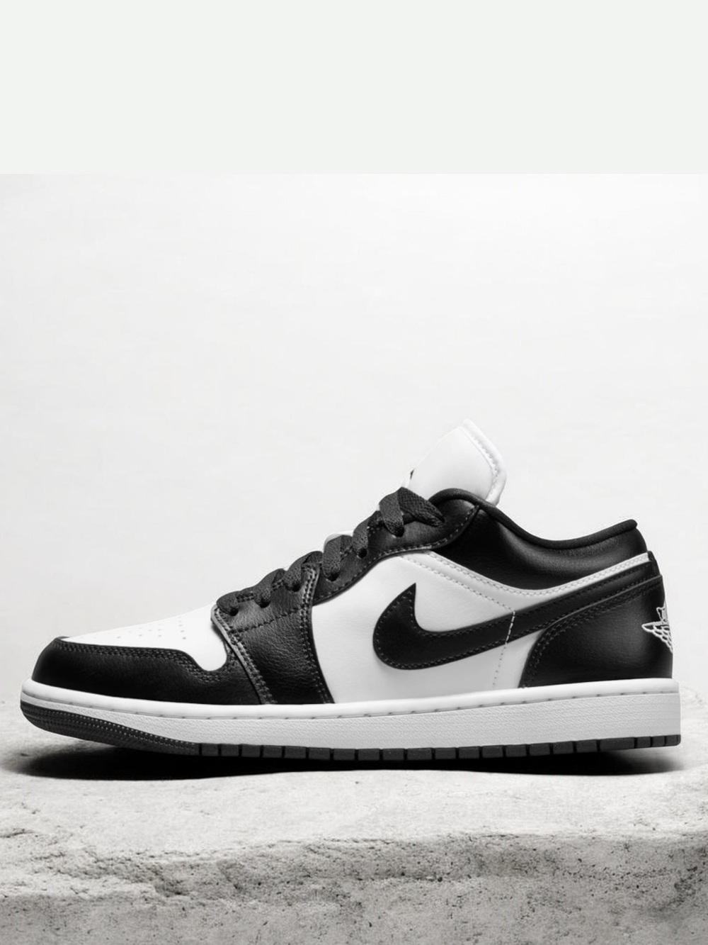 Nike Air Jordan 1 Low Panda Sneakers